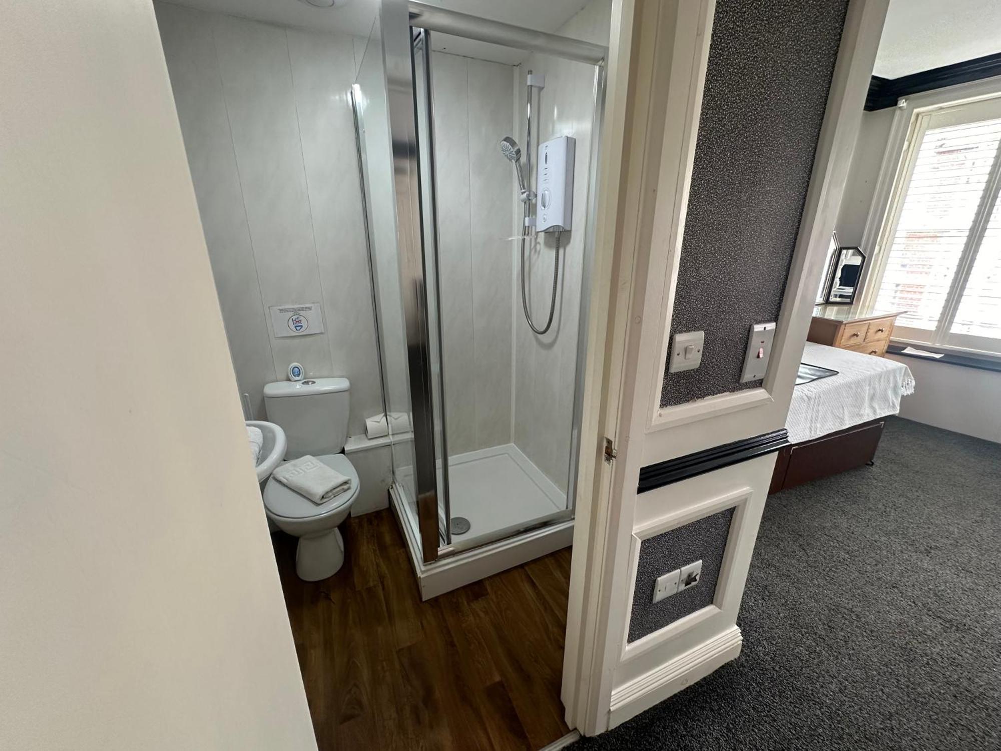 The Barrington Guesthouse Hotel Scarborough Ngoại thất bức ảnh