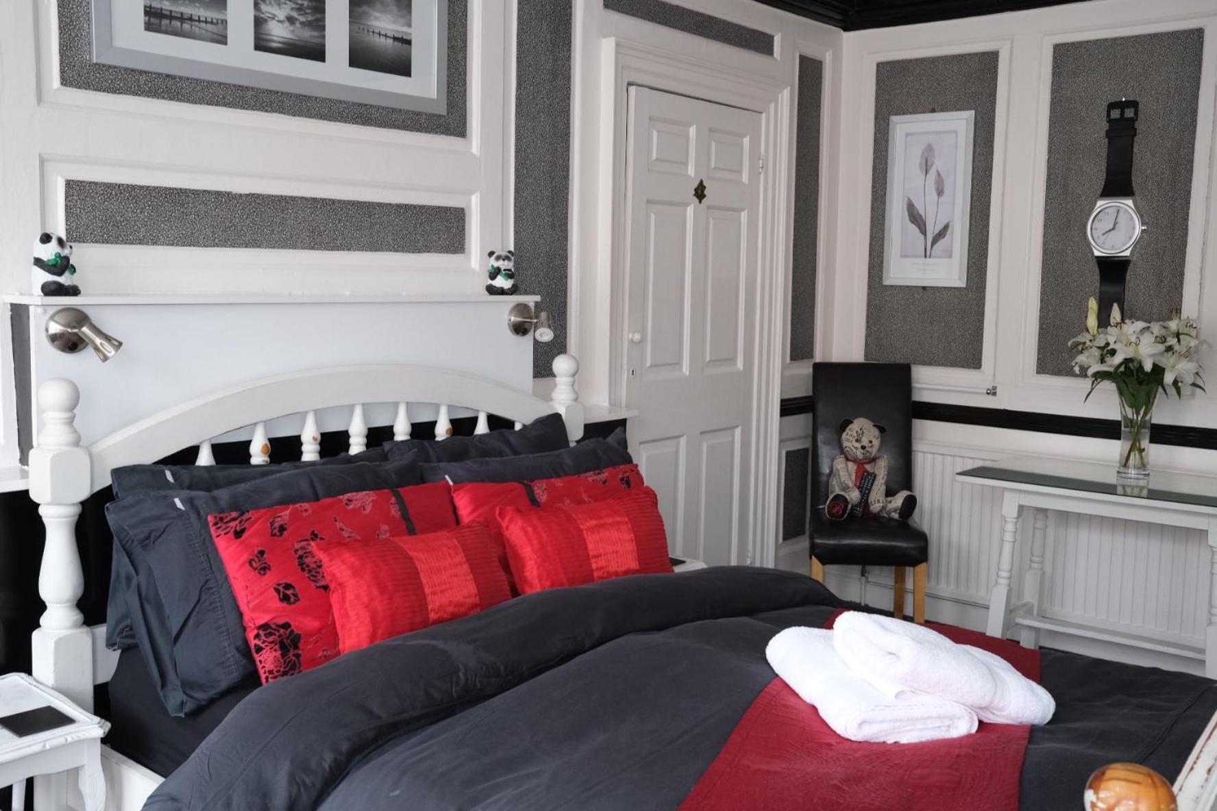The Barrington Guesthouse Hotel Scarborough Ngoại thất bức ảnh