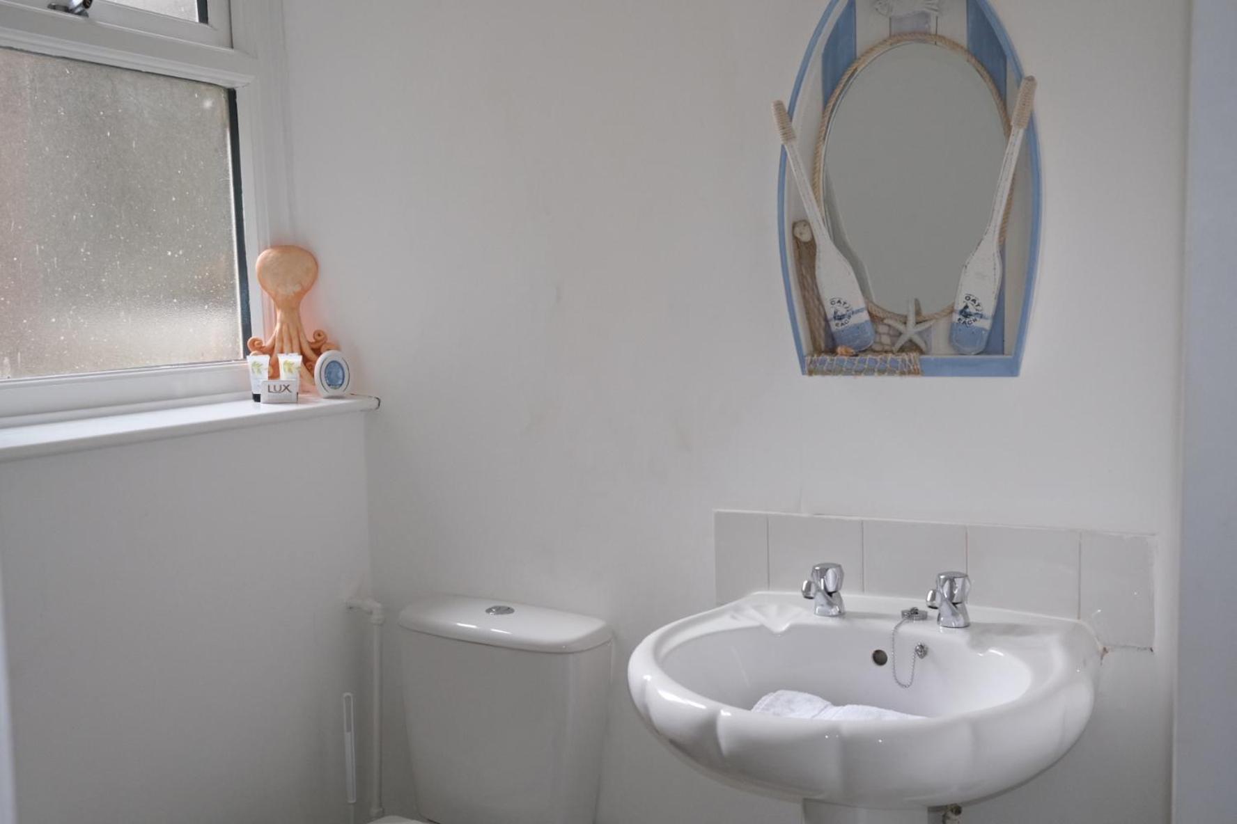 The Barrington Guesthouse Hotel Scarborough Ngoại thất bức ảnh